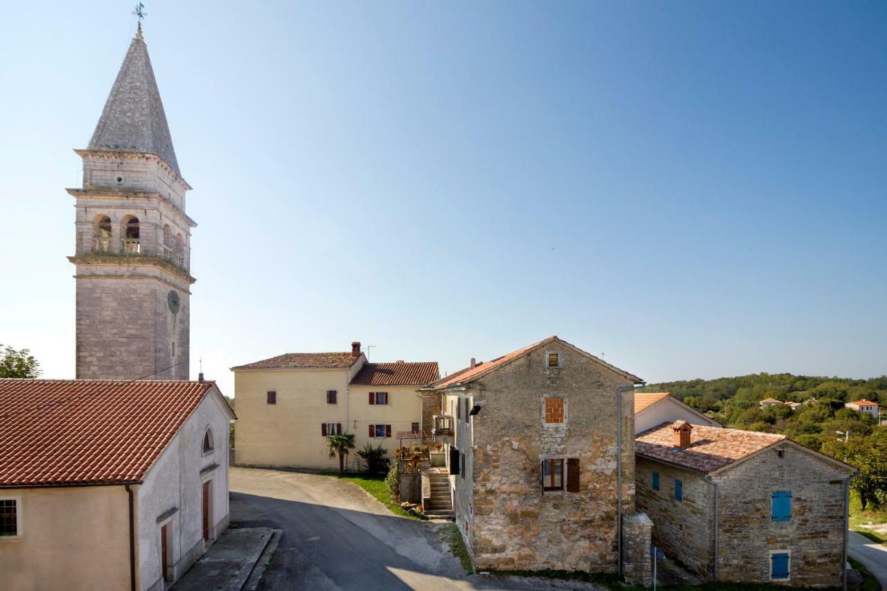 Rural Apartment Carolina Zrenj Dış mekan fotoğraf